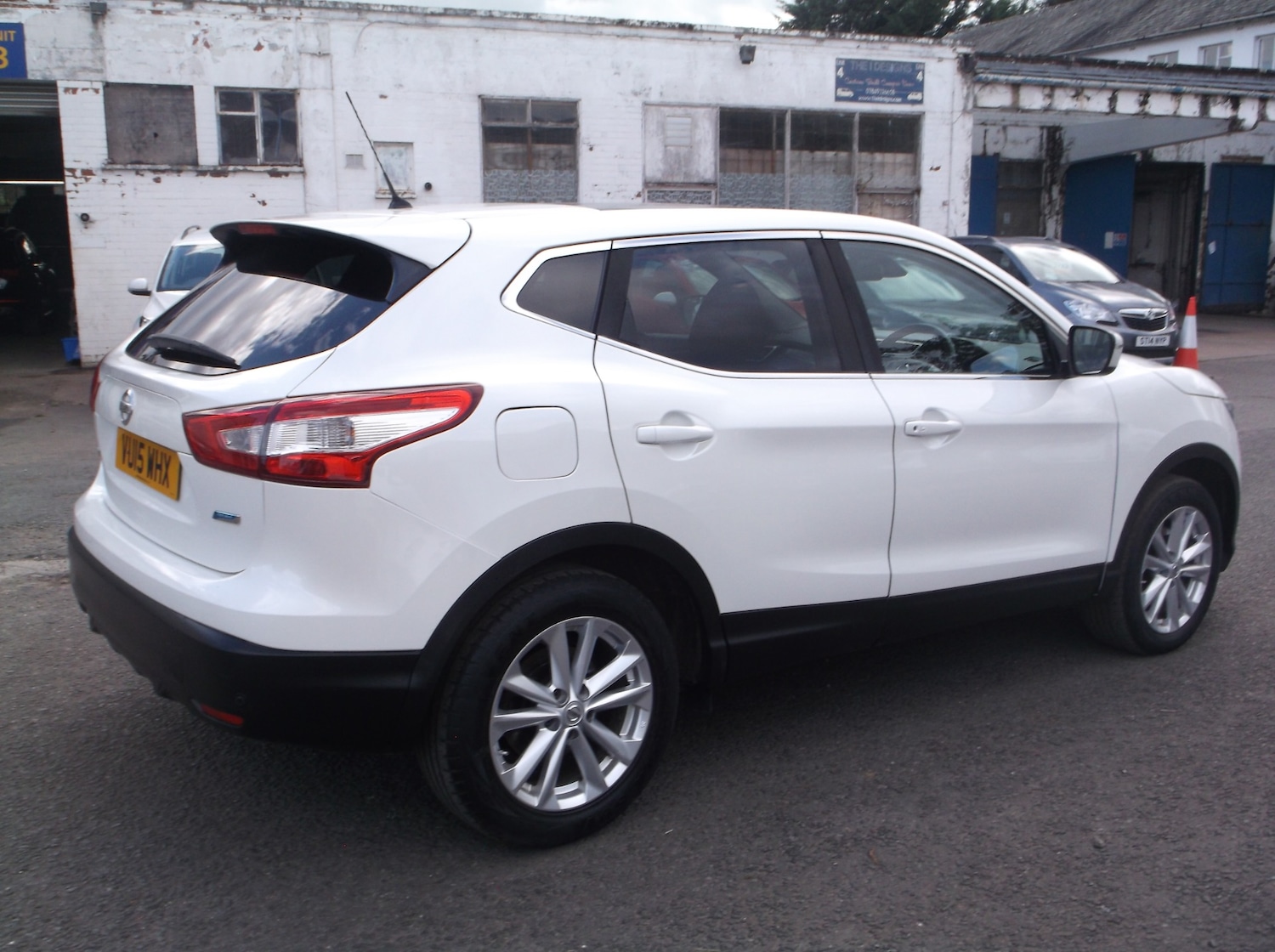 Used Nissan Qashqai 2015 for sale - 75829788: Photo 9