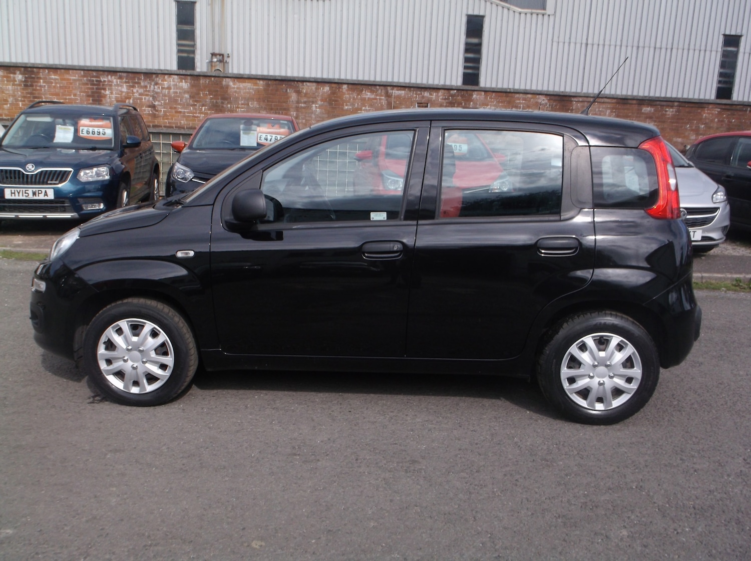 Used Fiat Panda 2017 for sale - 76374488: Photo 5