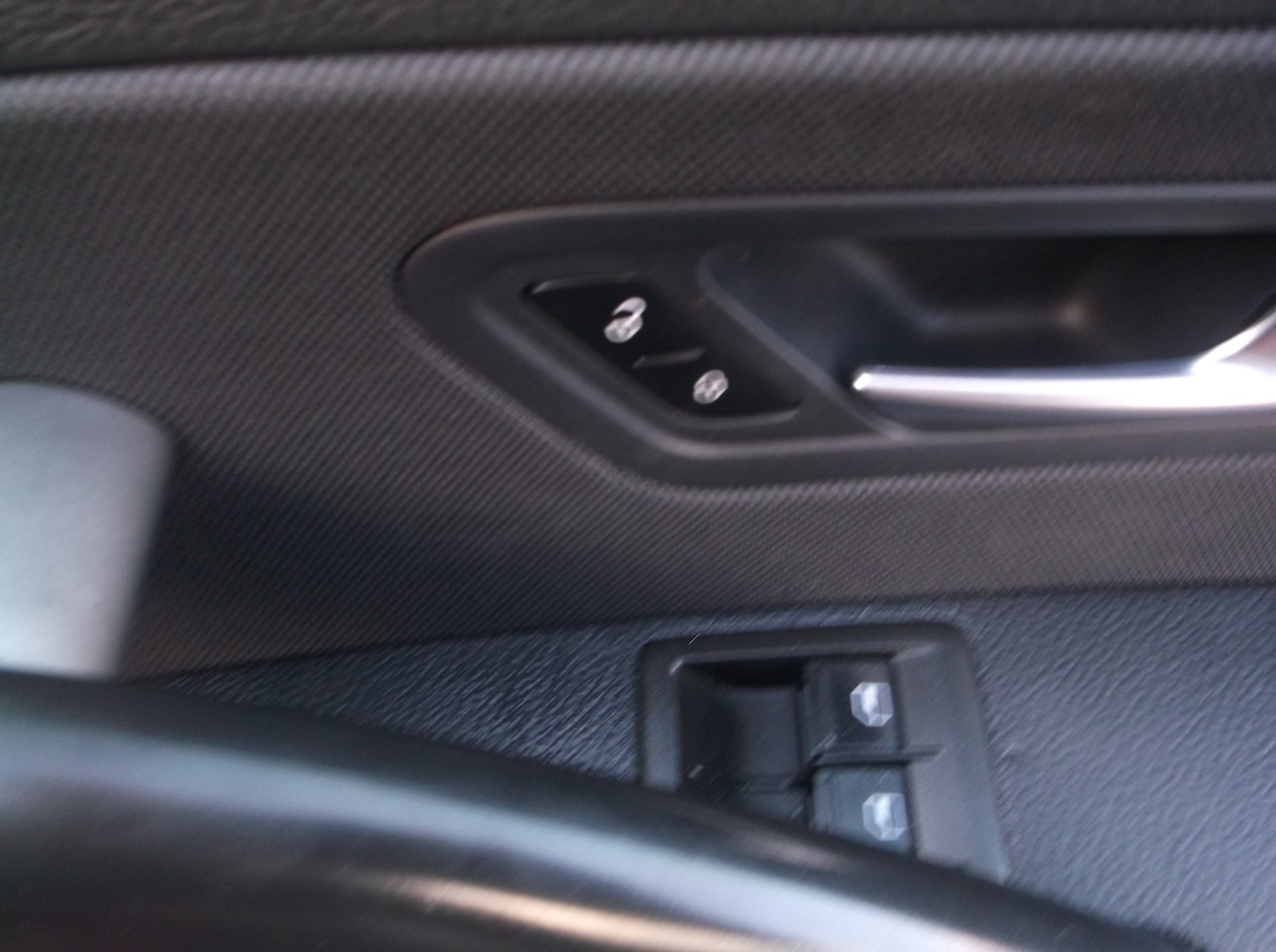 Used Volkswagen Scirocco 2012 for sale - 77349850: Photo 37