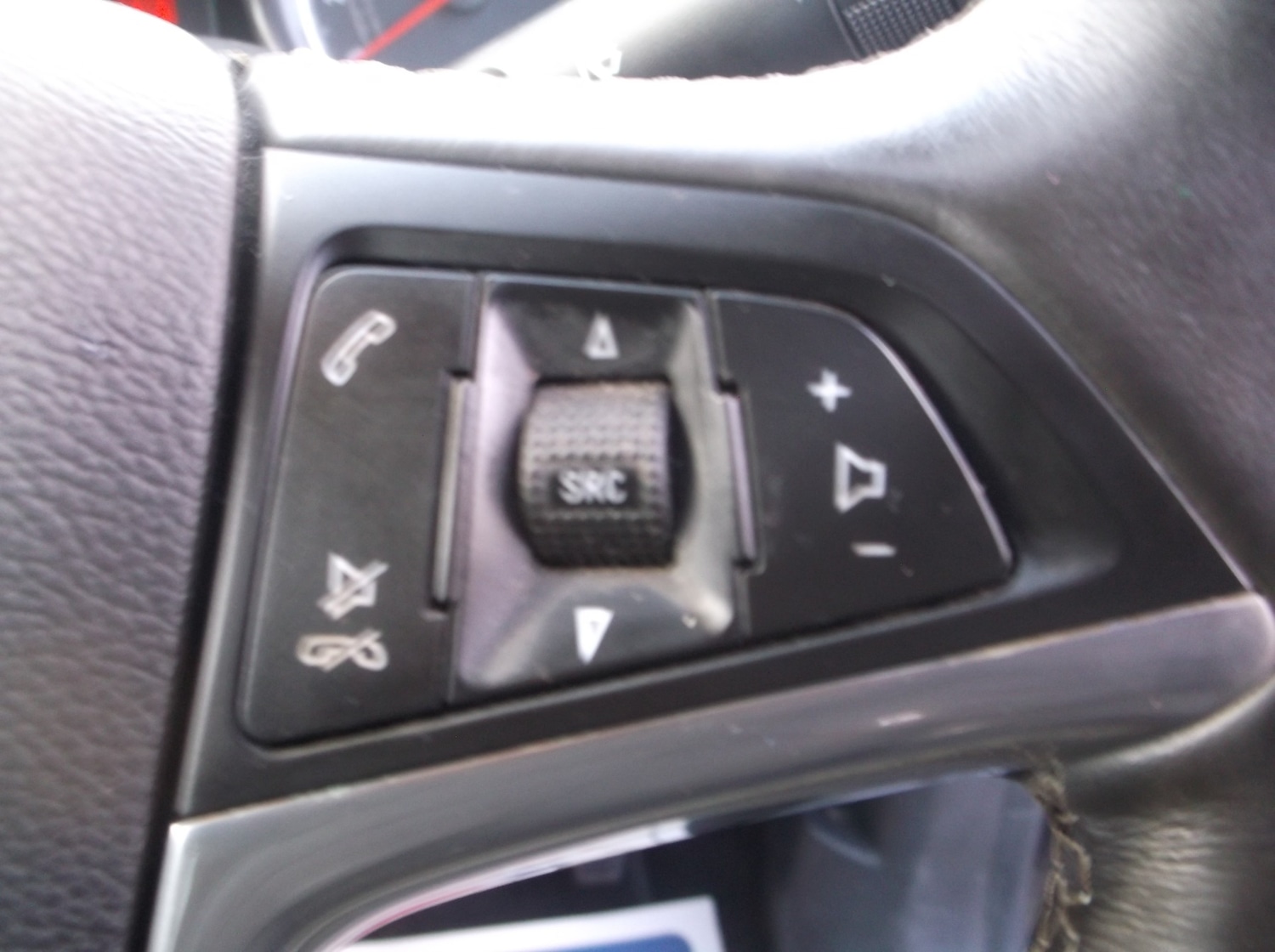 Used Vauxhall Mokka 2014 for sale - 78211809: Photo 32