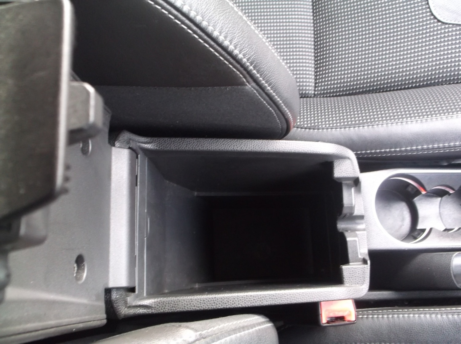 Used Ford Fiesta 2012 for sale - 78211193: Photo 31