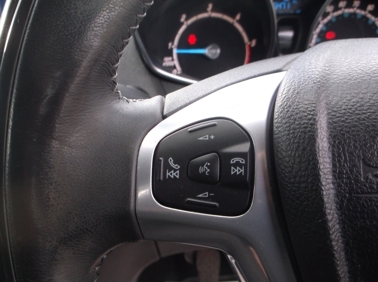 Used Ford Fiesta 2012 for sale - 78211193: Photo 32