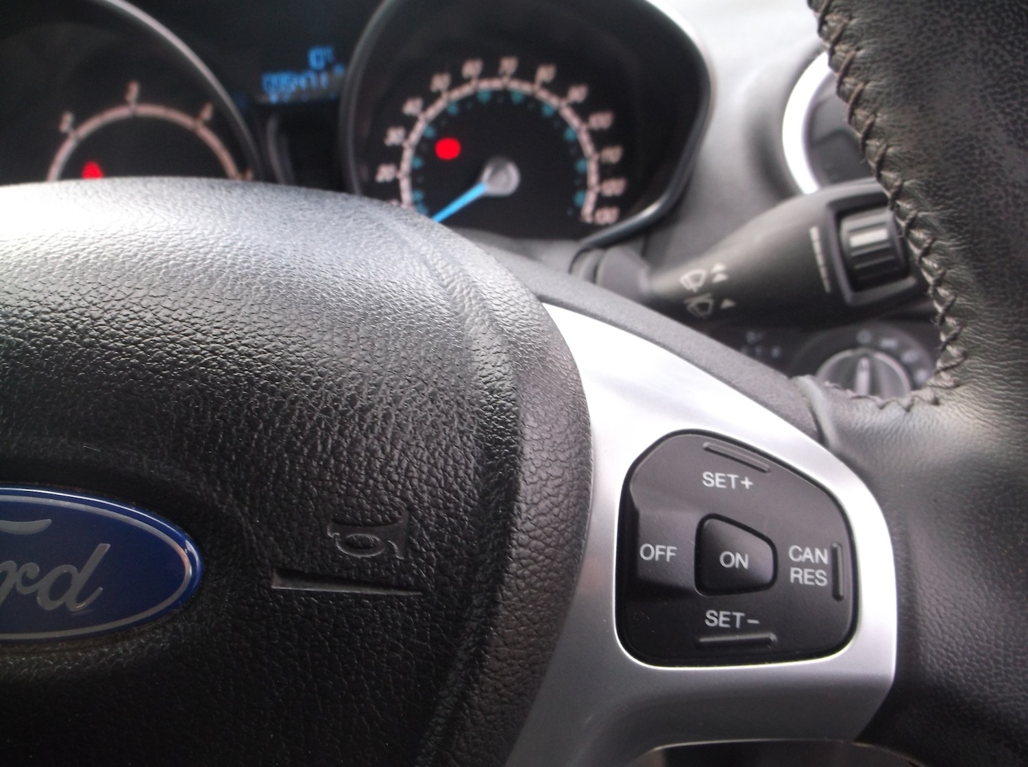 Used Ford Fiesta 2012 for sale - 78211193: Photo 33