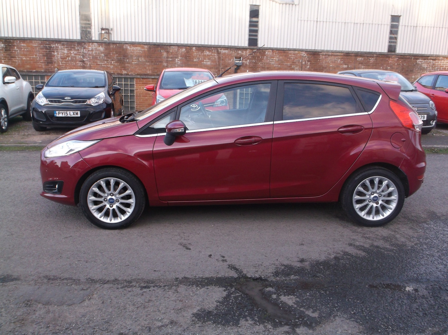 Used Ford Fiesta 2012 for sale - 78211193: Photo 5