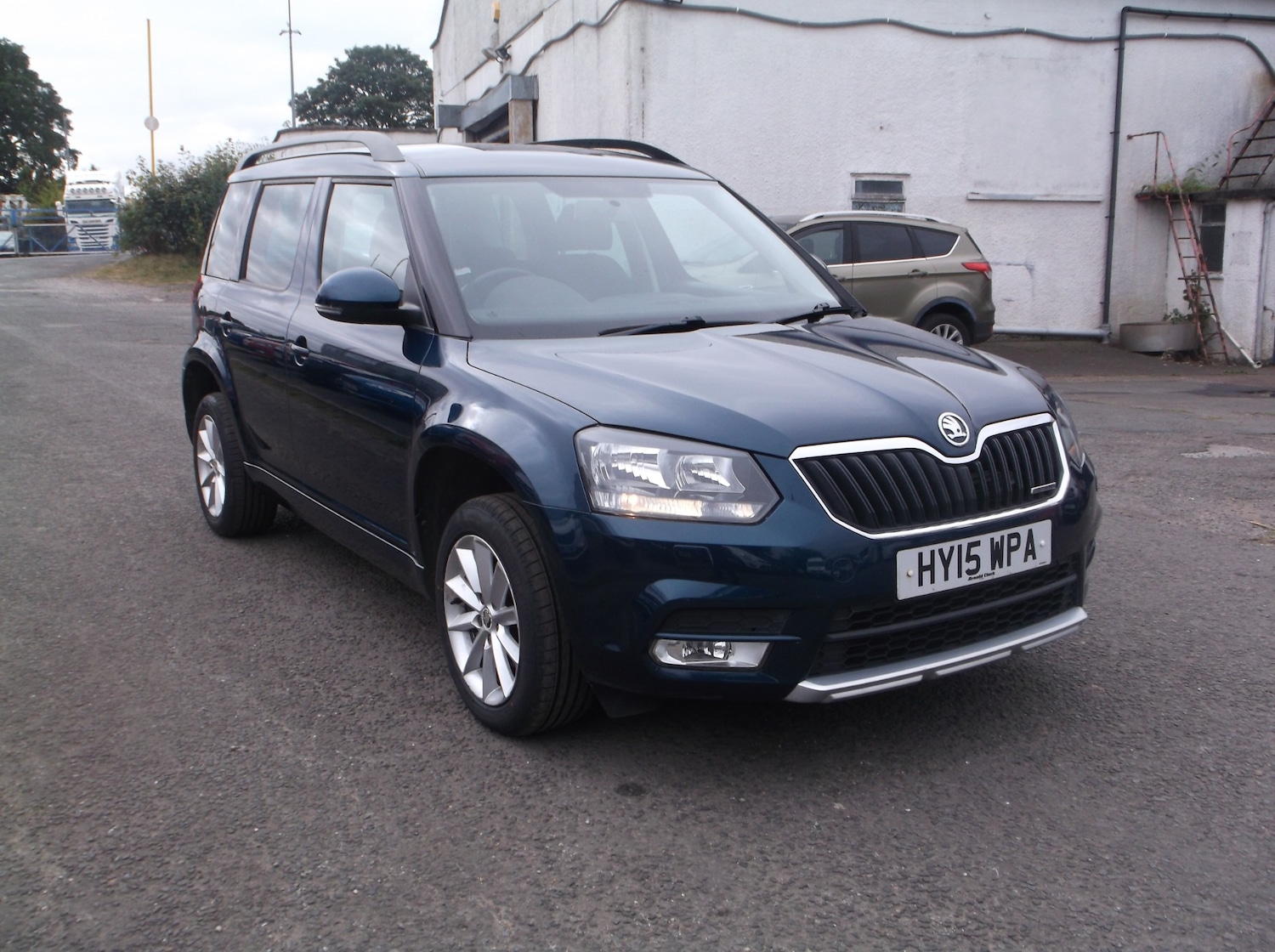 Used Skoda Yeti 2015 for sale - 77350092: Photo 2