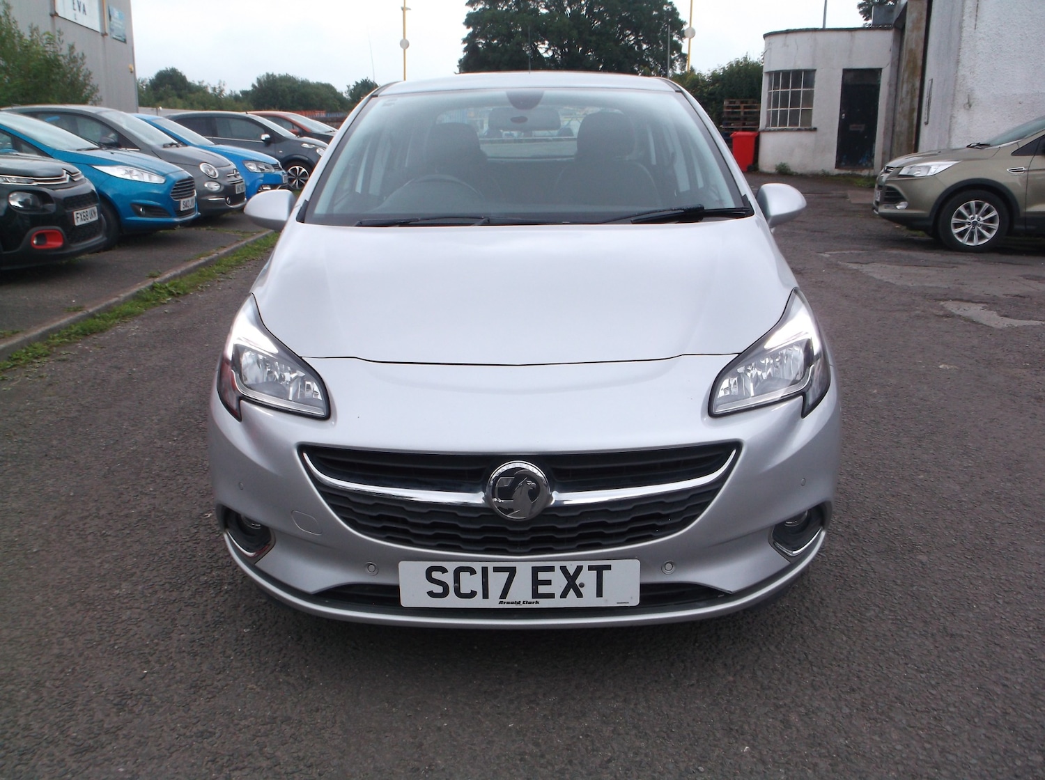 Used Vauxhall Corsa 2017 for sale - 76374948: Photo 2