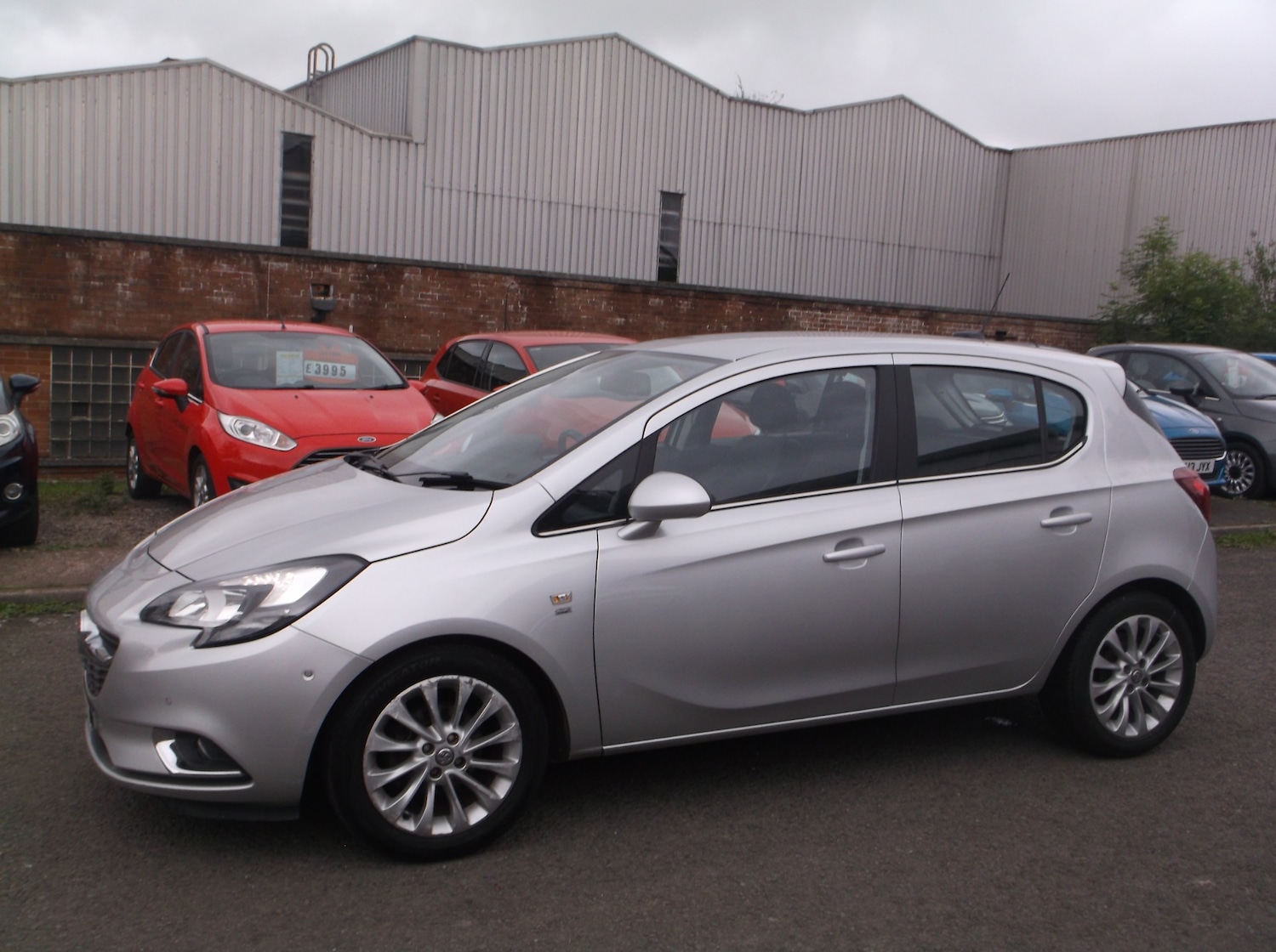 Used Vauxhall Corsa 2017 for sale - 76374948: Photo 4