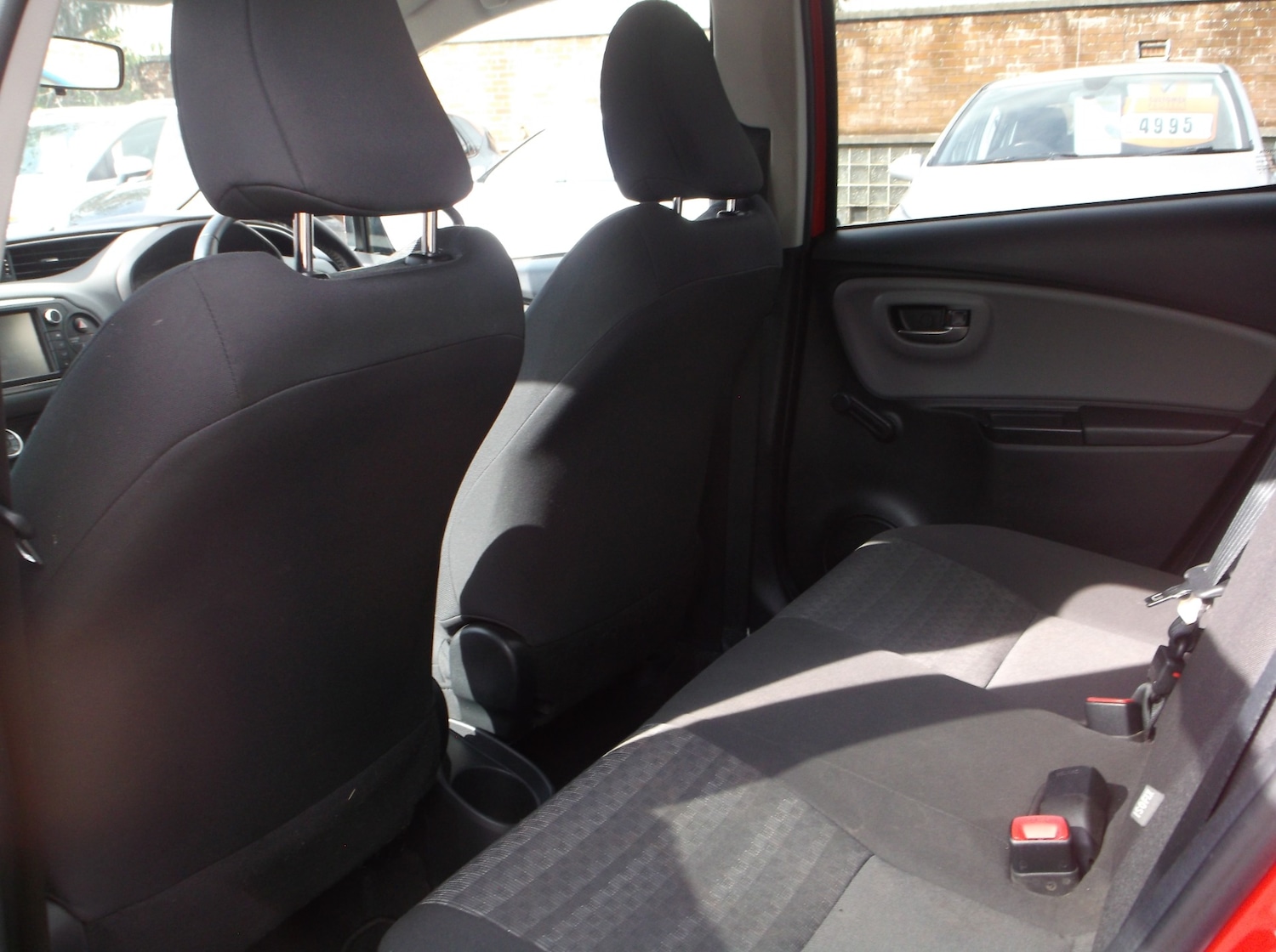 Used Toyota Yaris 2016 for sale - 77349947: Photo 22