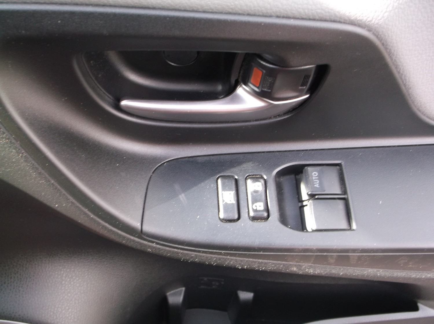 Used Toyota Yaris 2016 for sale - 77349947: Photo 37