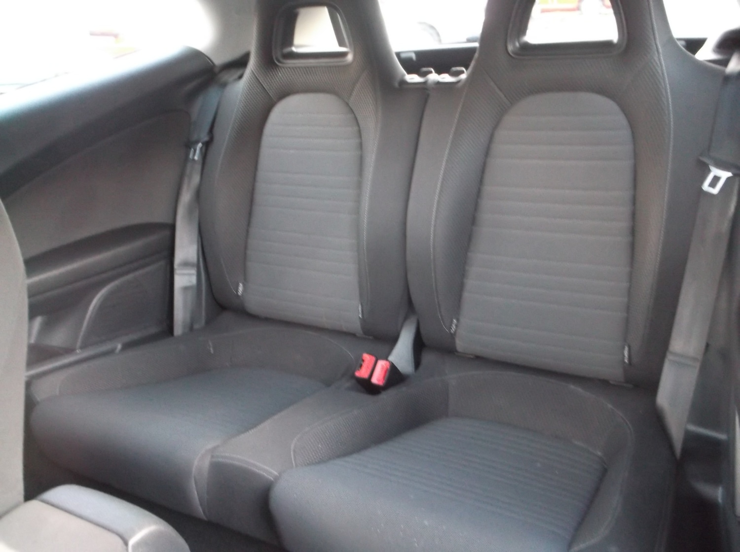 Used Volkswagen Scirocco 2012 for sale - 76518260: Photo 24