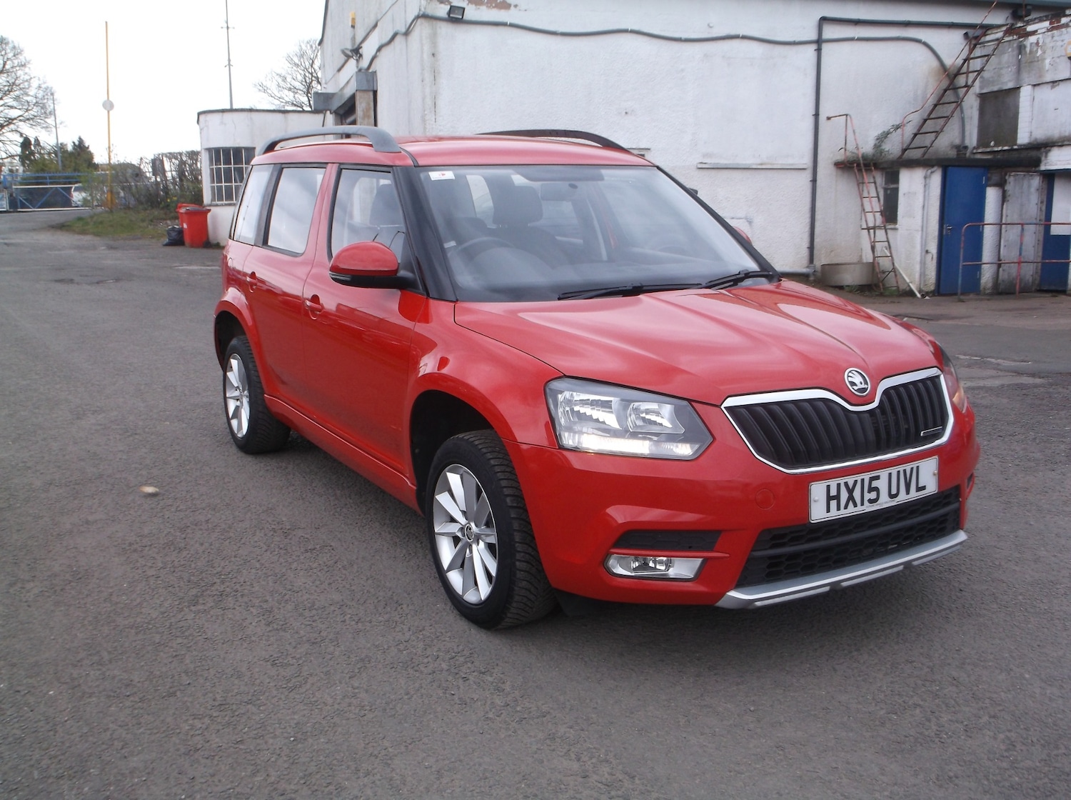 Used Skoda Yeti 2015 for sale - 77965338: Photo 2