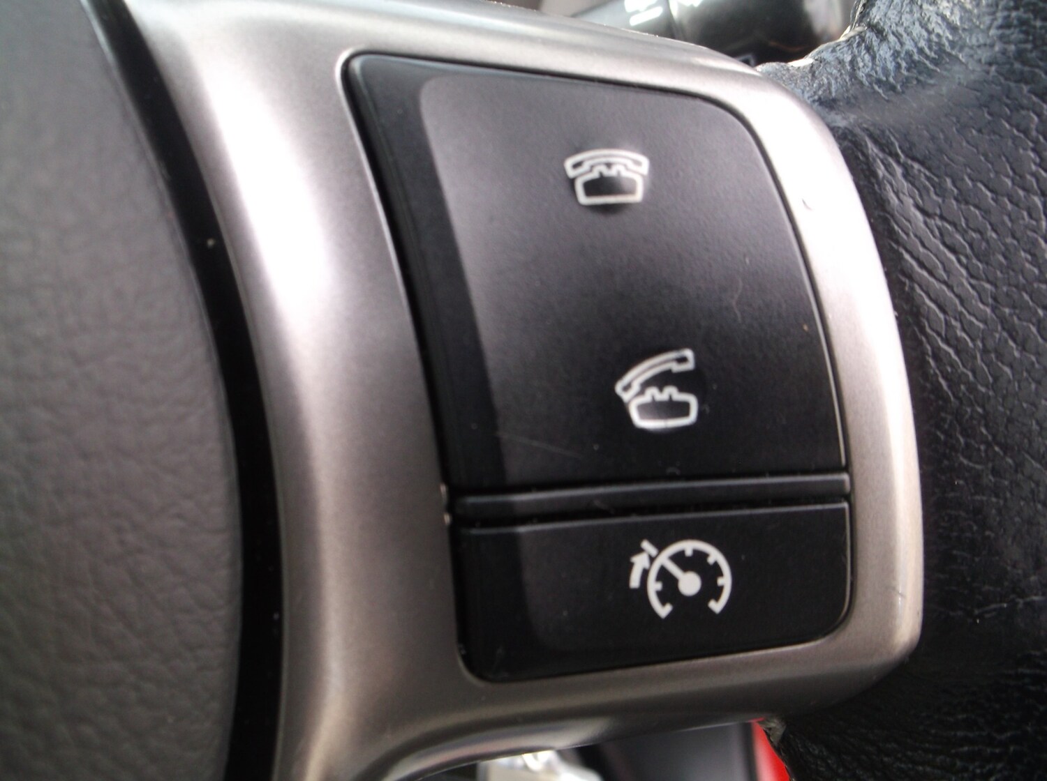 Used Toyota Yaris 2016 for sale - 75829341: Photo 33