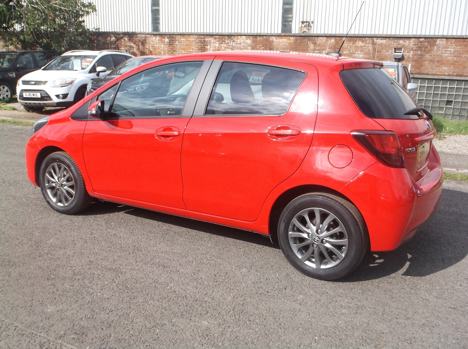 Used Toyota Yaris 2016 for sale - 75829341: Photo 6