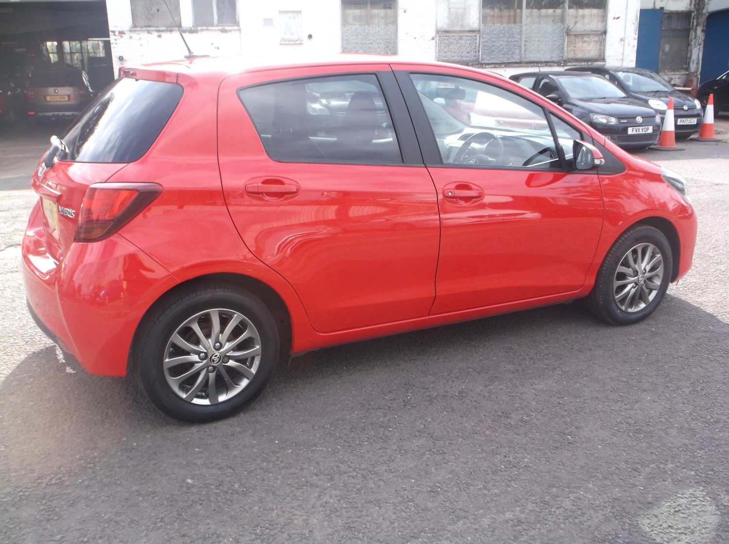 Used Toyota Yaris 2016 for sale - 75829341: Photo 9