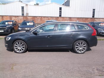 Used Volvo V60 2014 for sale - 79703864: Photo