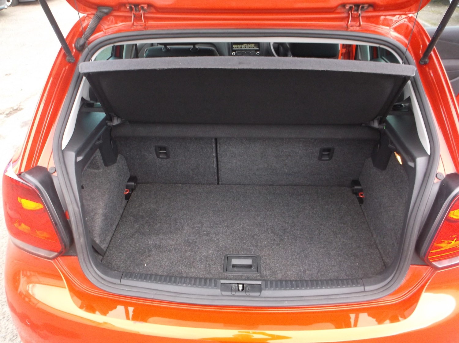 Used Volkswagen Polo 2013 for sale - 77349714: Photo 37