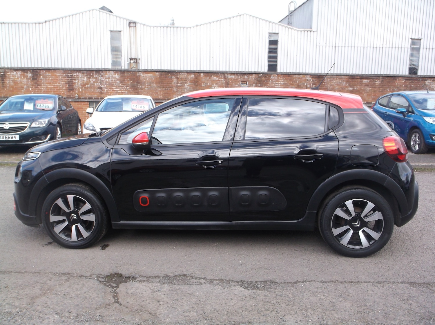 Used Citroen C3 2018 for sale - 76374472: Photo 5