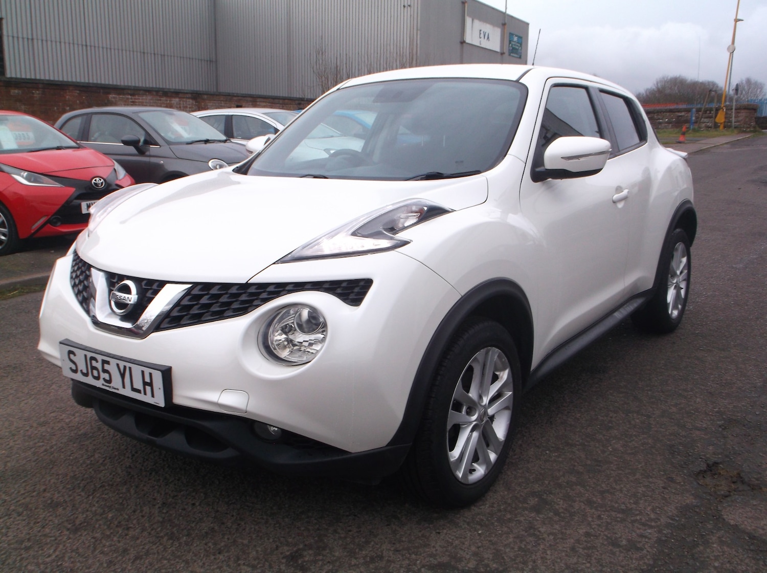 Used Nissan Juke 2015 for sale - 77789212: Photo 3