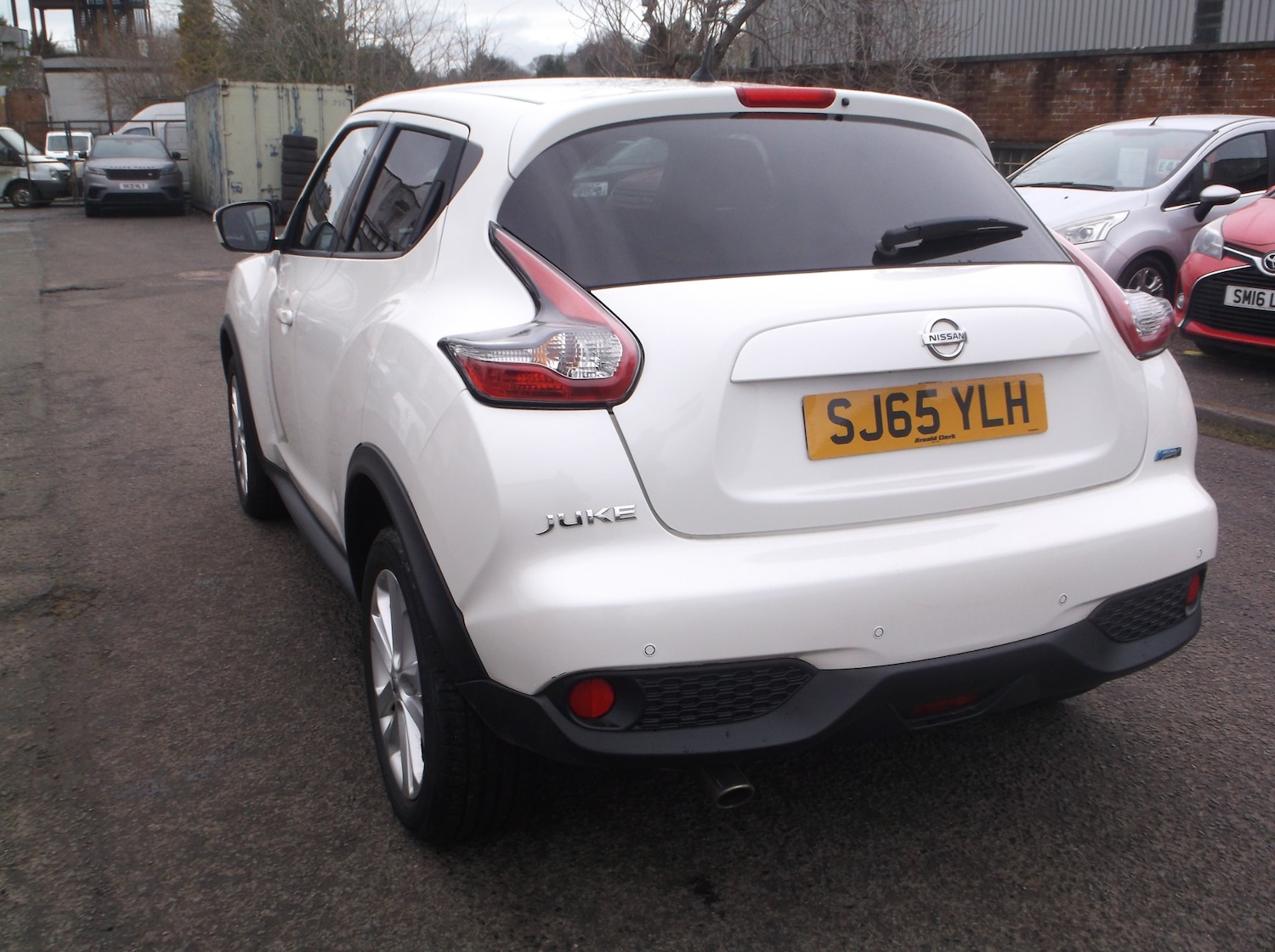 Used Nissan Juke 2015 for sale - 77789212: Photo 7