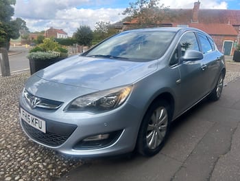 Used Vauxhall Astra 2015 for sale - 79805456: Photo