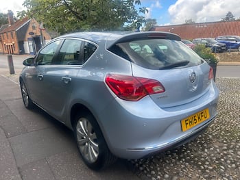 Used Vauxhall Astra 2015 for sale - 79805456: Photo