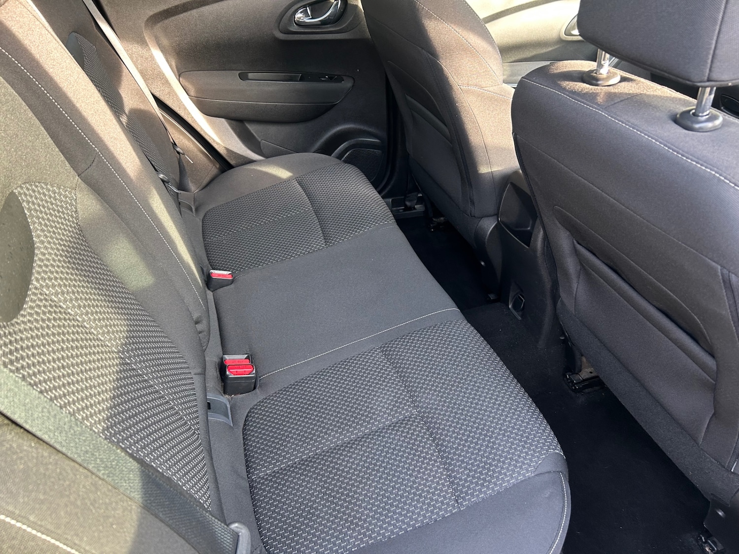 Used Renault Kadjar 2015 for sale - 77953864: Photo 8