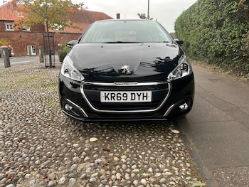 Used Peugeot 208 2019 for sale - 76245658: Photo