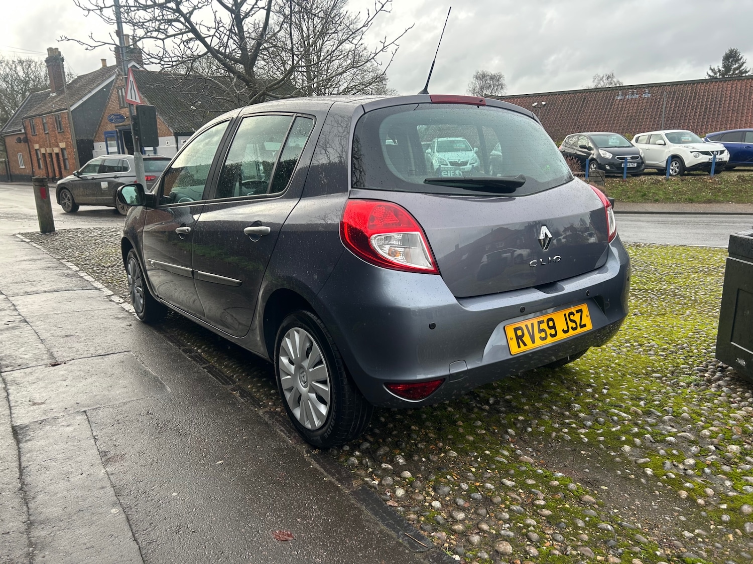 Used Renault Clio 2009 for sale - 77297985: Photo 4