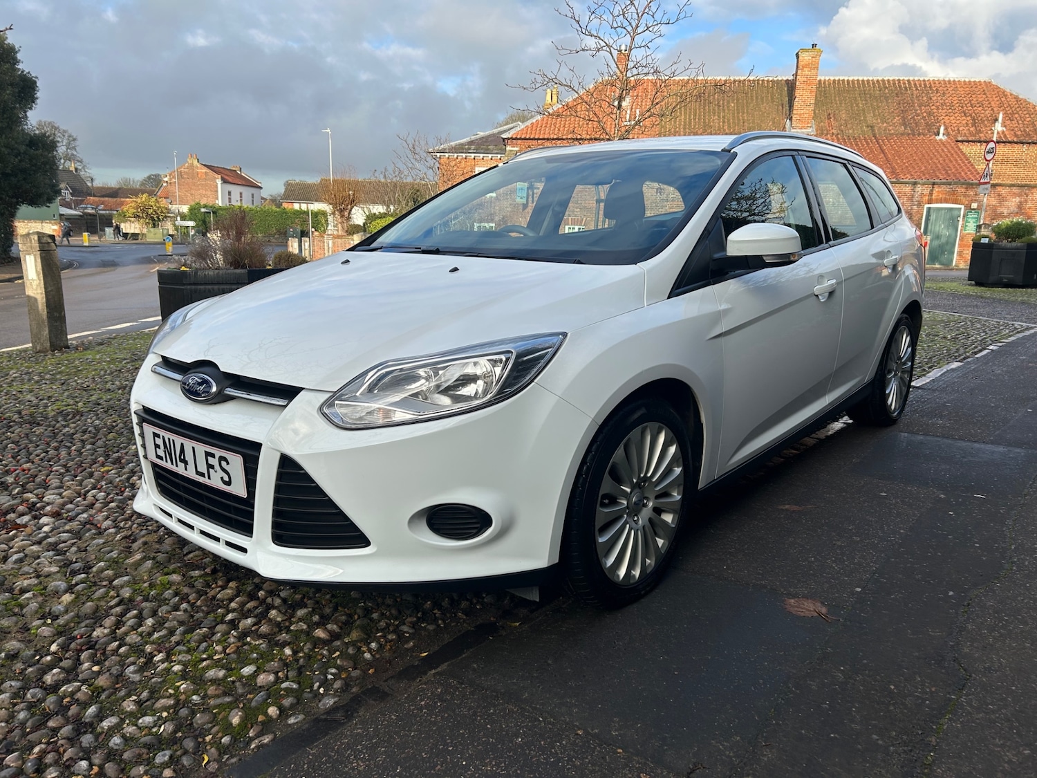 Used Ford Focus 2014 for sale - 77006268: Photo 2