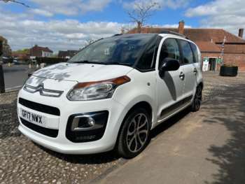 Used Citroen C3 Picasso 2017 for sale - 74457244: Photo