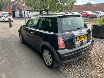 Used MINI Hatch 2004 for sale - 79104956: Photo