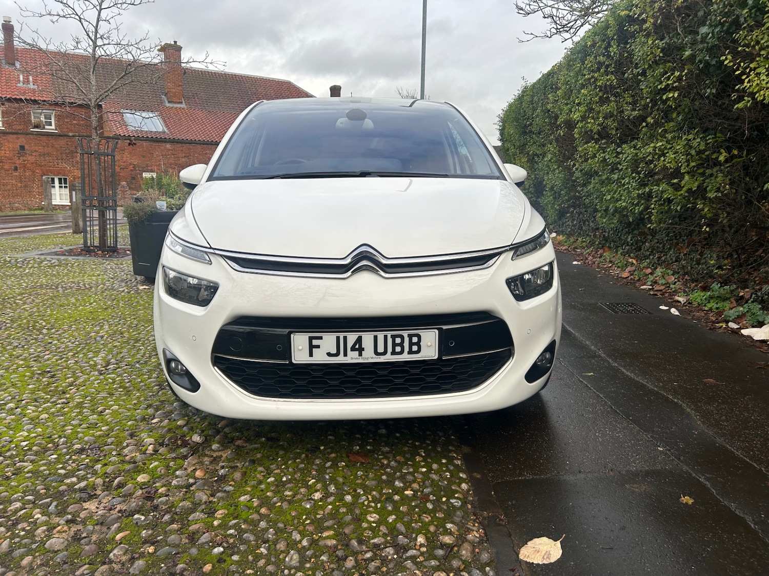 Used Citroen C4 Picasso 2014 for sale - 76739185: Photo 3