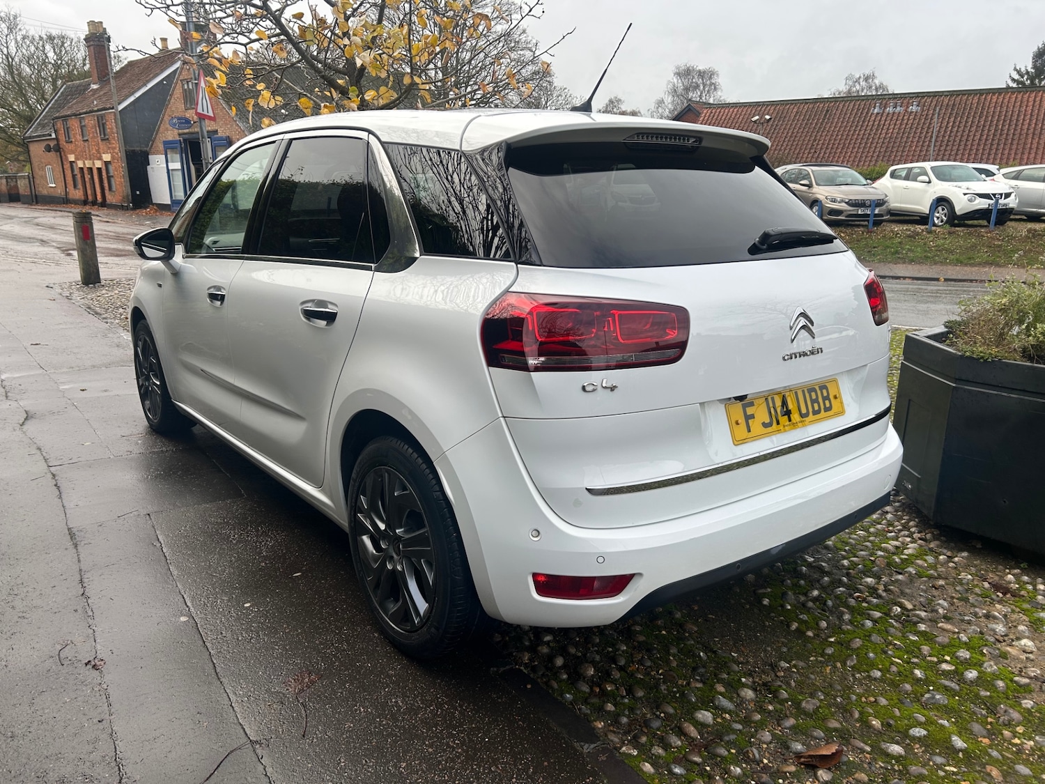 Used Citroen C4 Picasso 2014 for sale - 76739185: Photo 4