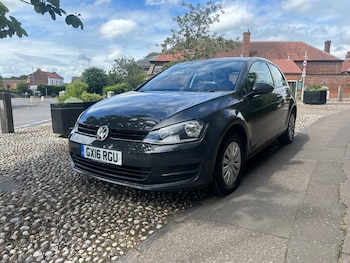 Used Volkswagen Golf 2016 for sale - 78931854: Photo