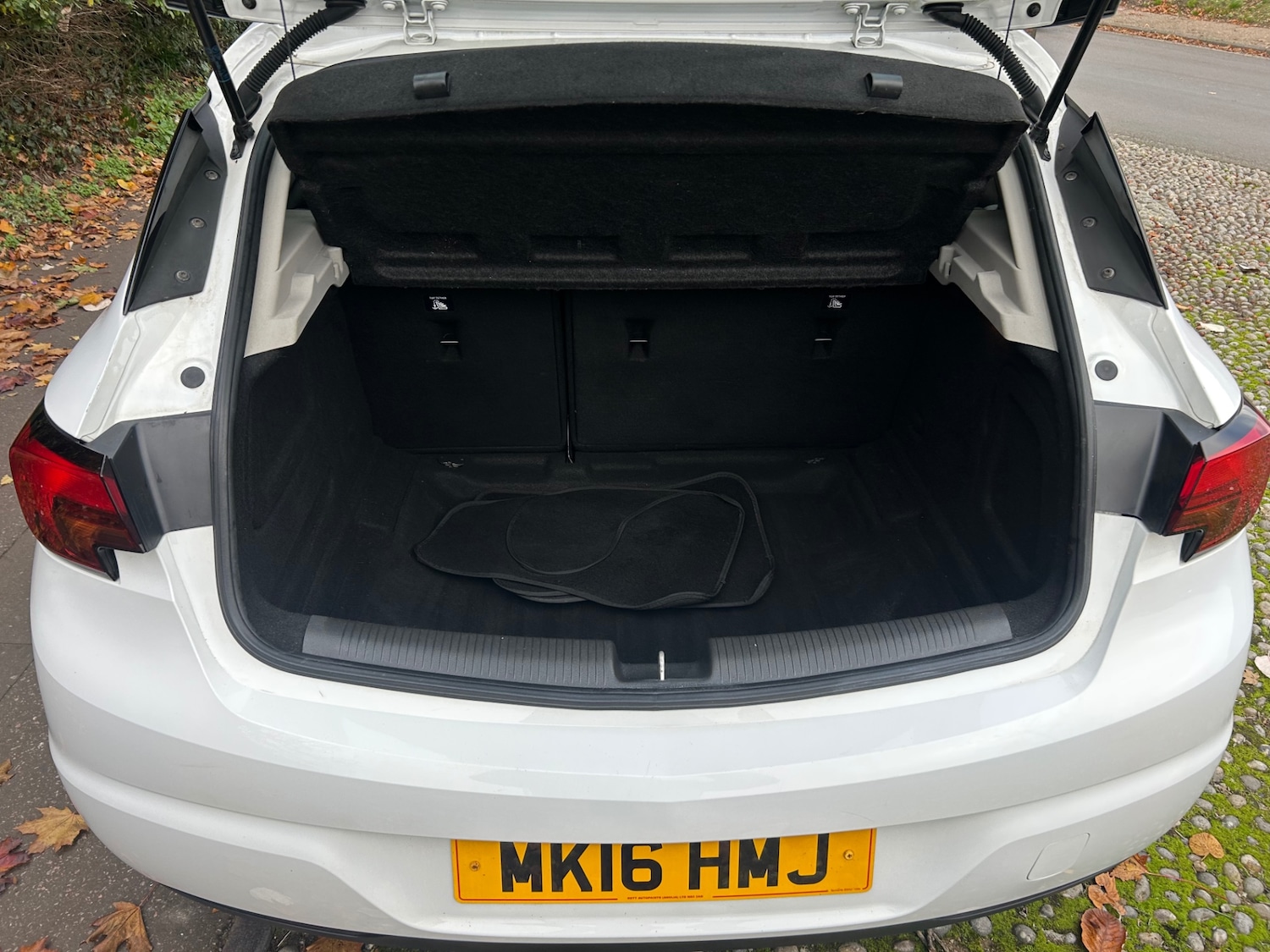 Used Vauxhall Astra 2016 for sale - 76517861: Photo 6