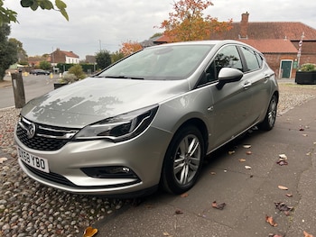 2018 (68) - 1.6 CDTi 16V ecoTEC Design 5dr