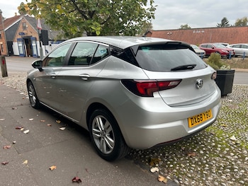 Used Vauxhall Astra 2018 for sale - 76312672: Photo