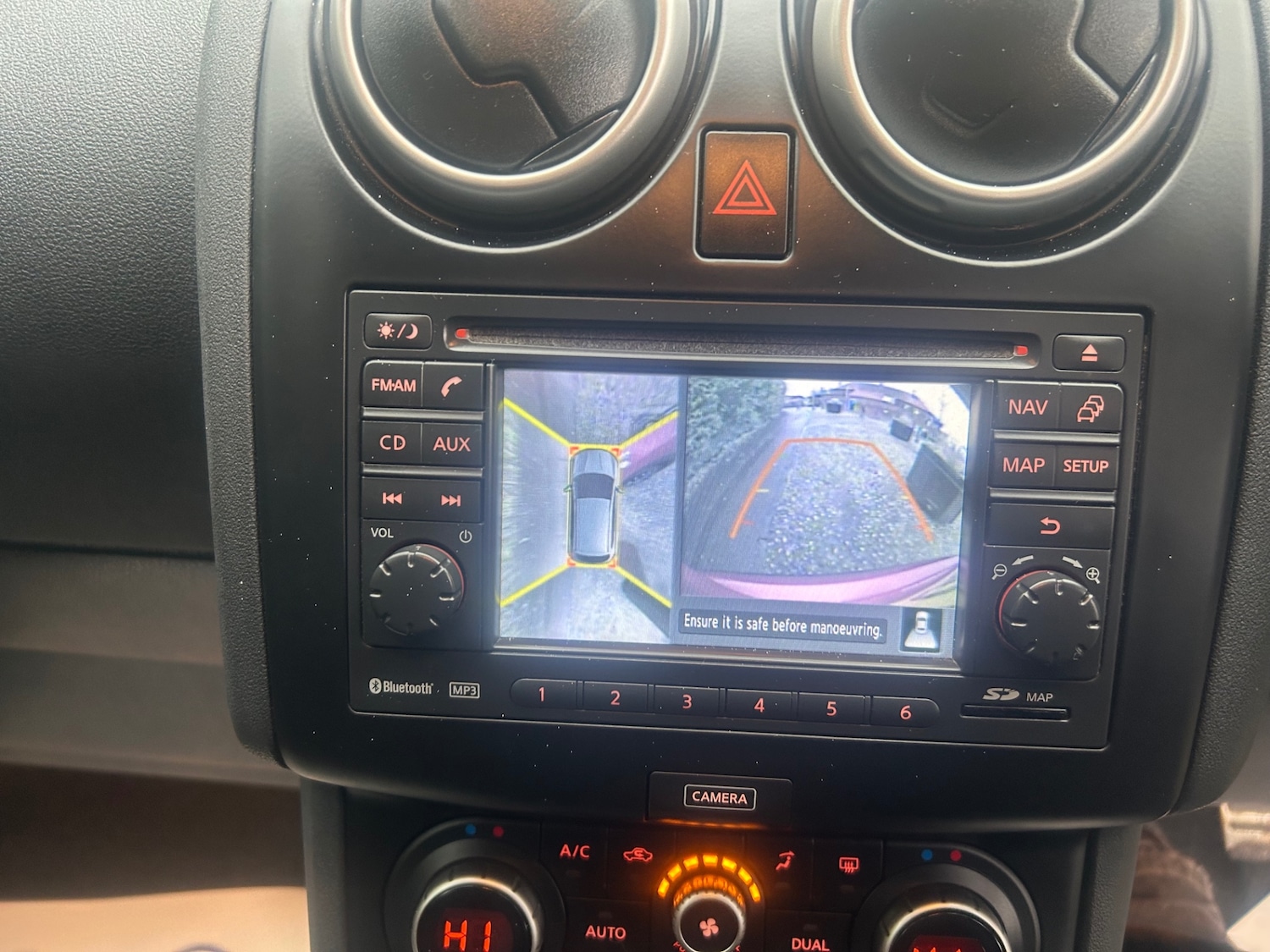 Used Nissan Qashqai 2013 for sale - 76808379: Photo 11