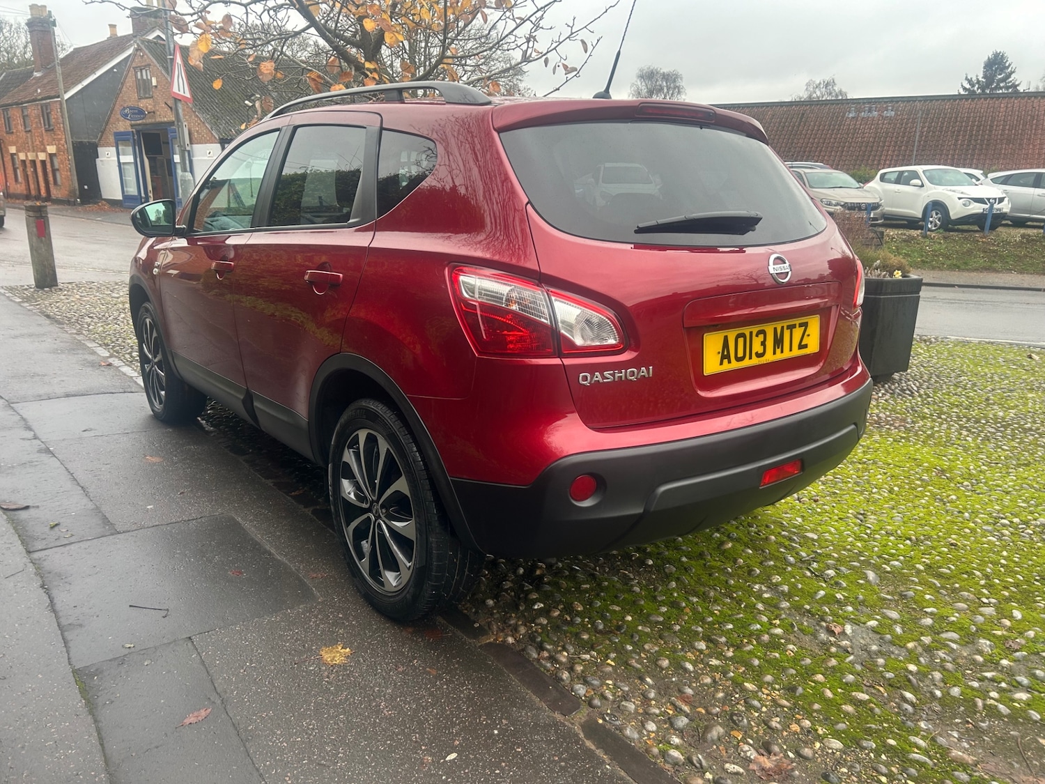 Used Nissan Qashqai 2013 for sale - 76808379: Photo 4