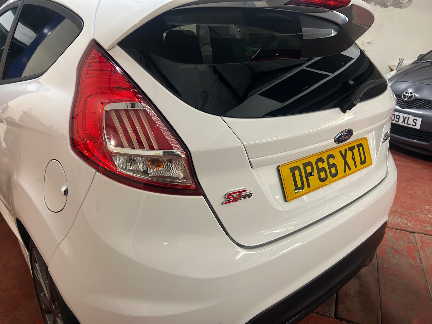 Used Ford Fiesta 2016 for sale - 77609689: Photo 2