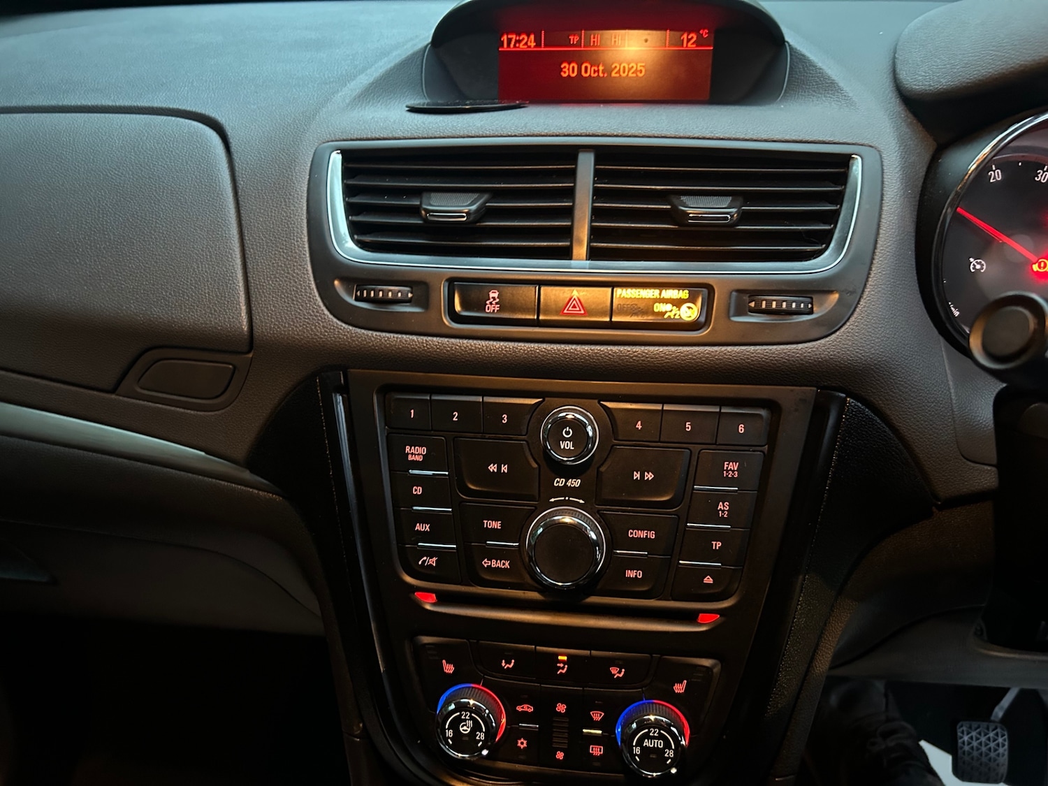 Used Vauxhall Mokka 2014 for sale - 76418552: Photo 7