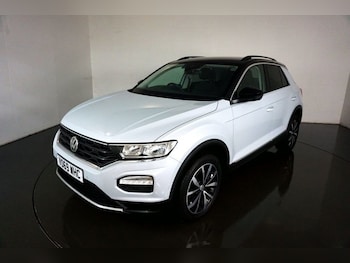 Used Volkswagen T-Roc 2019 for sale - 75752632: Photo
