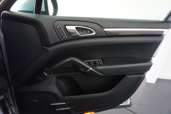 Used Porsche Cayenne 2013 for sale - 74054335: Photo 20