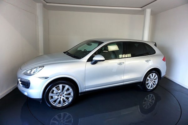 Used Porsche Cayenne 2013 for sale - 74054335: Photo 3