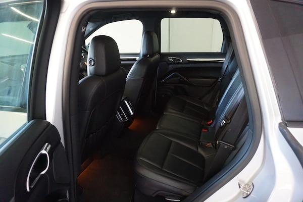 Used Porsche Cayenne 2013 for sale - 74054335: Photo 42