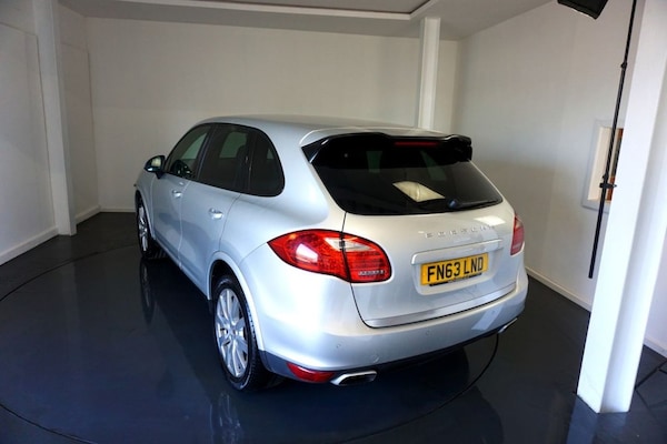 Used Porsche Cayenne 2013 for sale - 74054335: Photo 6