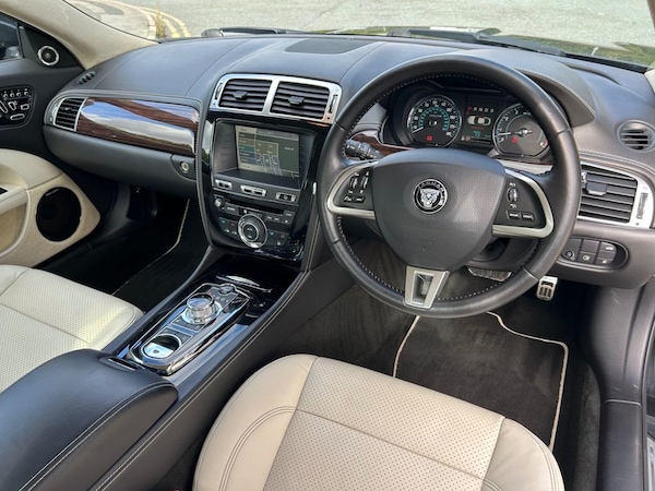 Used Jaguar XK 2014 for sale - 75253431: Photo 31