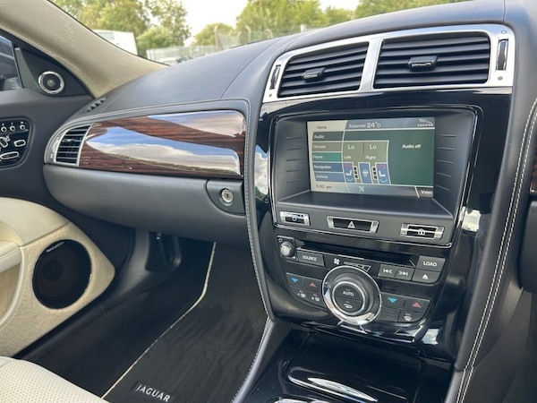 Used Jaguar XK 2014 for sale - 75253431: Photo 33
