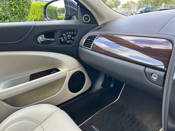 Used Jaguar XK 2014 for sale - 75253431: Photo 37