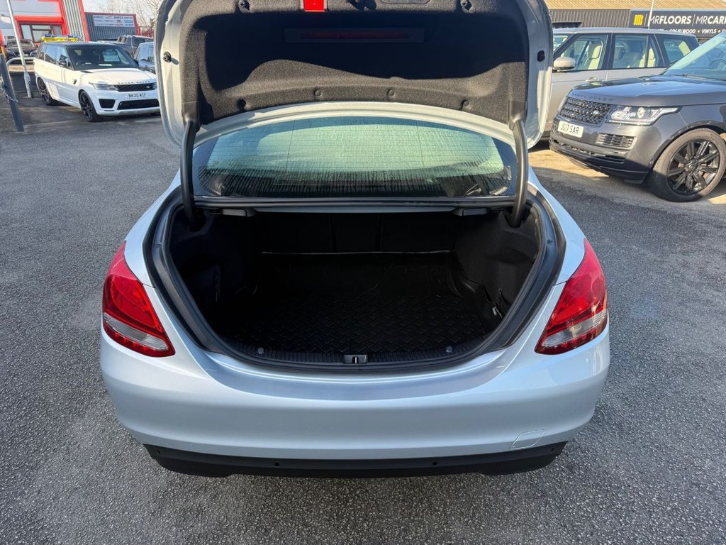 Used Mercedes-Benz C Class 2019 for sale - 77275931: Photo 7